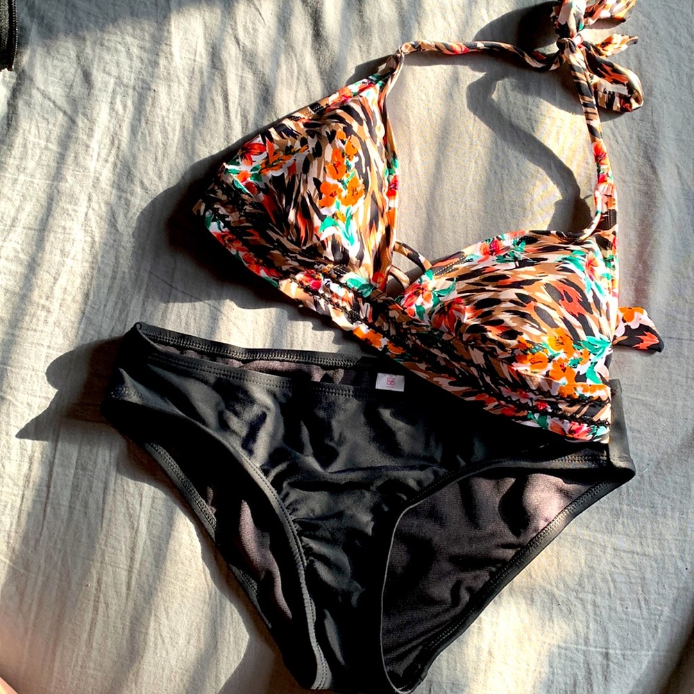 Two piece bikini/swim suit